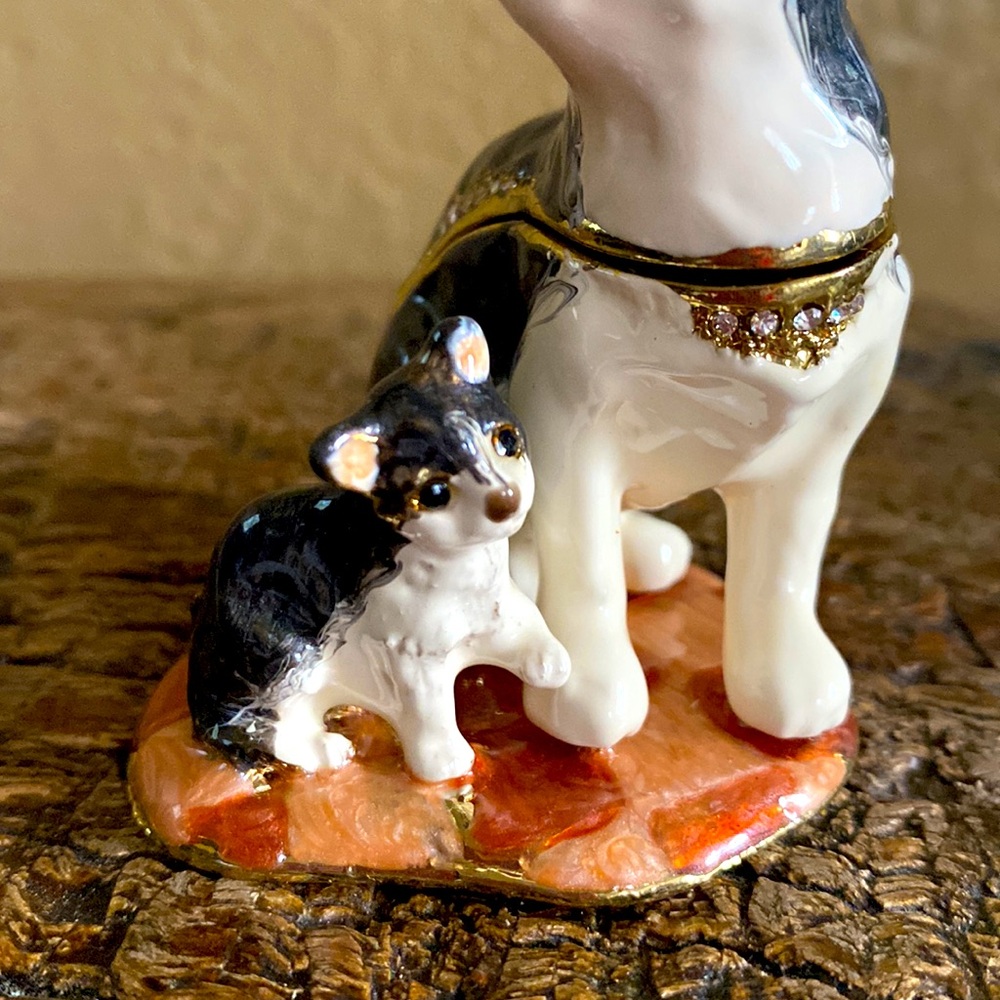 🐾Vintage🐾Cat & Kitten🐈⬛Enameled Hinged Box - Picture 9 of 11